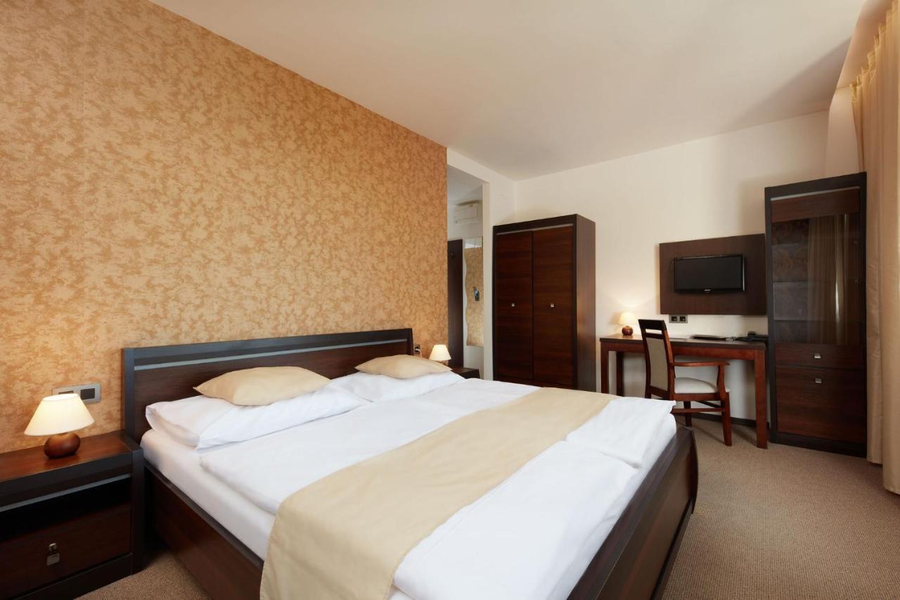 Hotel Slunny Dvur Jeseník المظهر الخارجي الصورة