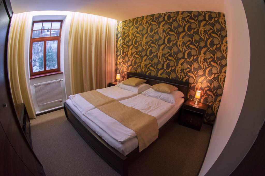 Hotel Slunny Dvur Jeseník المظهر الخارجي الصورة